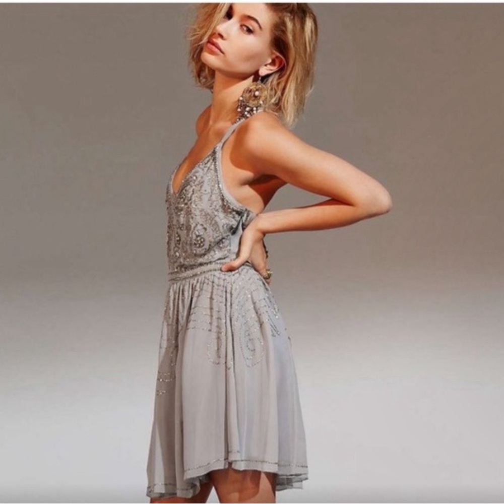 Urban Outfitters Kimchi Blue Melanie Crystal Dress Size 8
